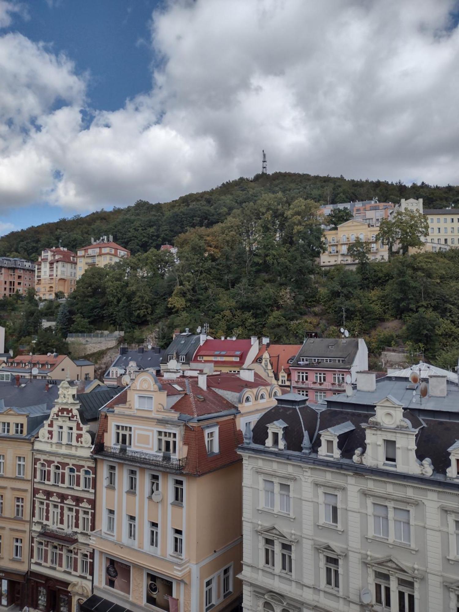 Apartmens Kv Карлові Вари Екстер'єр фото