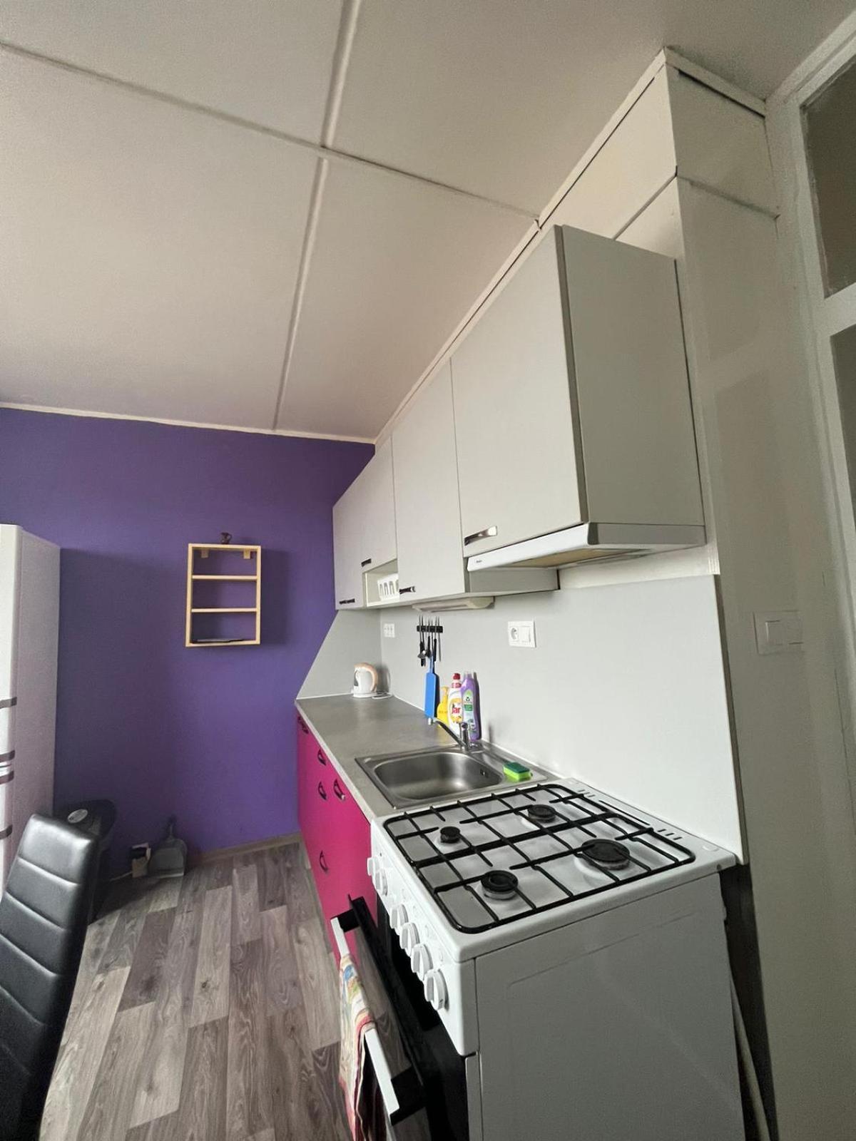 Apartmens Kv Карлові Вари Екстер'єр фото